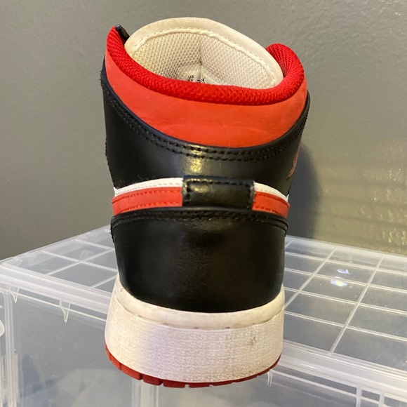 Nike Air Jordans boys youth size 6 - Picture 2 of 12